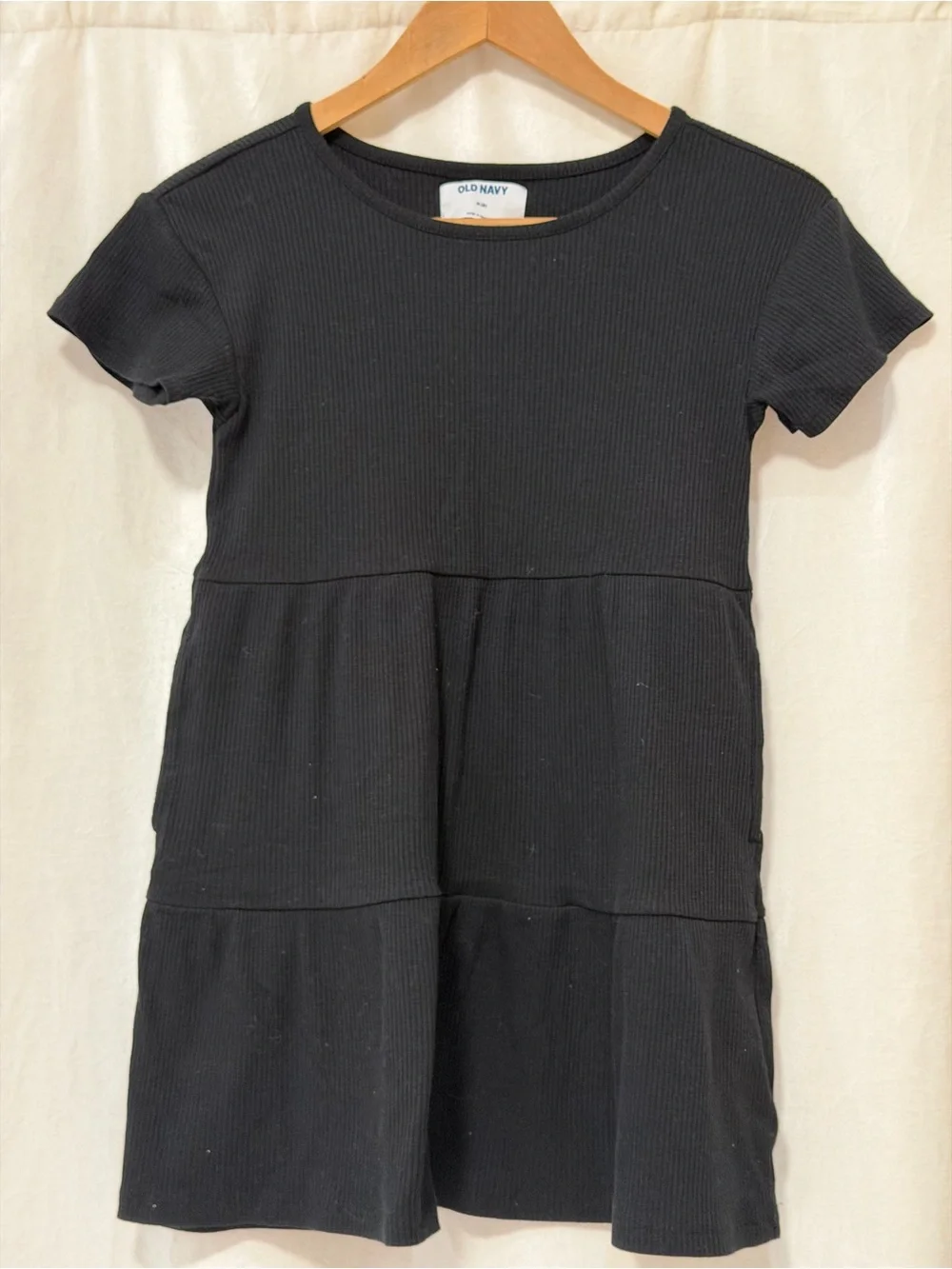 Old Navy Black Short Sleeve Tiered Knit Dress - Girls